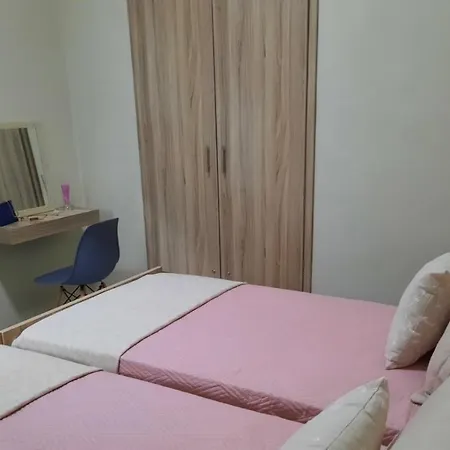 Chrissi Princess Lägenhet